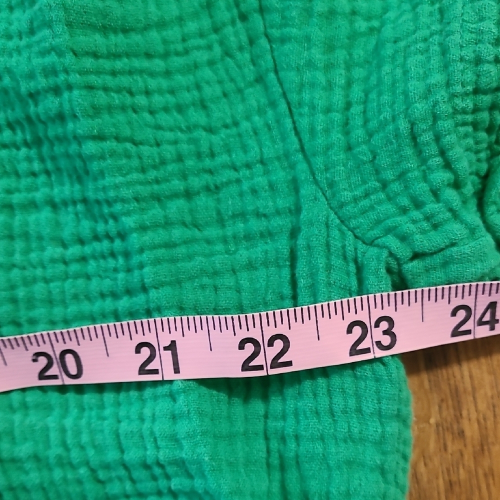 Grace+karma Vibrant Green Crop‎ Top with Textured Fabric Size M - Picture 2 of 7